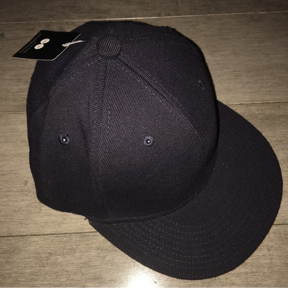 NEW • UR BOND • UR FIT • FLEX FIT CAPS (L/XL)